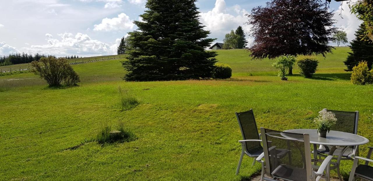 Appartement Neuastenberg วินเทอร์แบร์ก ภายนอก รูปภาพ